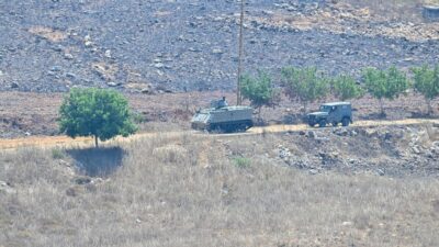 Lübnan Başbakanı Nevvaf Selam, ordunun konuşlandığı Batı Zavtar'ı ziyaret ederek