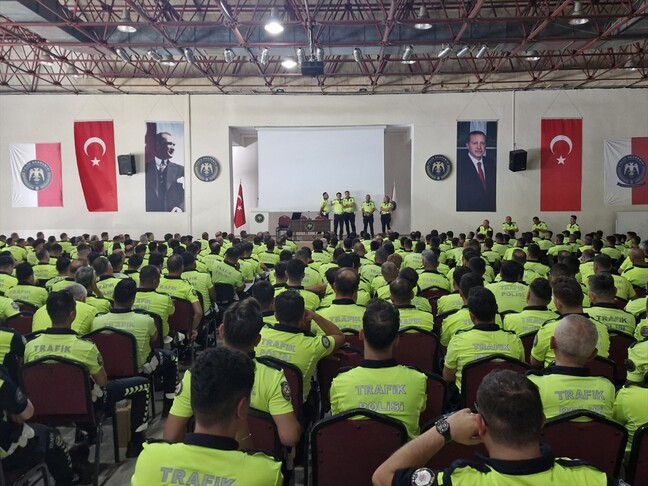 Ankara'da düzenlenen eğitim programı, NATO Zirvesi sırasında trafik akışının sağlıklı