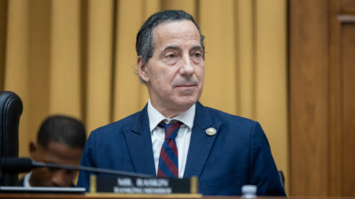 ABD'li Kongre üyesi Jamie Raskin, FIFA'nın Trump yönetimiyle olan ilişkilerini