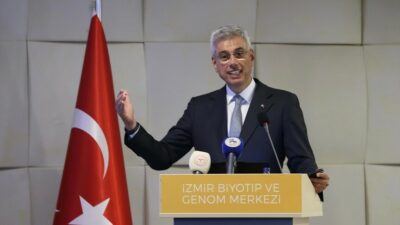 Sağlık Bakanı Kemal Memişoğlu, Türkiye'nin sağlıkta hizmet odaklı bir geçmişe
