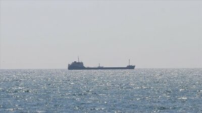 Rusya'nın artan saldırıları sonrası, Ukrayna'nın önemli limanlarında ticari faaliyetler askıya