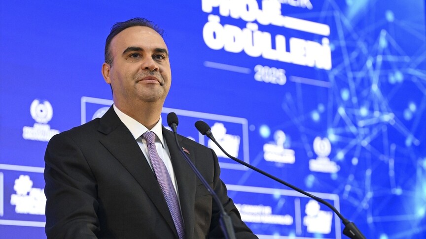 Bakan Kacır, 'Verimlilik Proje Ödülleri' ile verimliliği artıran projelerin önemine