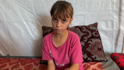 Gazze'de savaşın gölgesinde kalan 10 yaşındaki Zeyne, annesinin kaybıyla birlikte