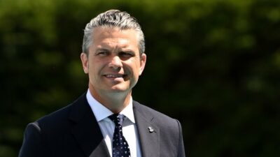 ABD Savunma Bakanlığı yetkilisi Hegseth, İran'a karşı kinetik saldırı seçeneğinin