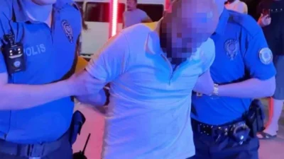 Aksaray'da yaşanan kaza, alkollü bir sürücünün tehlikeli davranışlarıyla gündeme geldi.