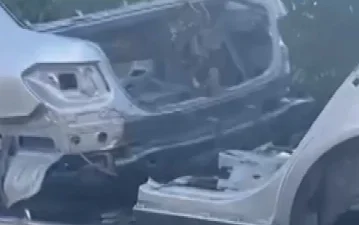 Ankara'da yapılan operasyonda kaçak araç ve yedek parçaları ele geçirildi.