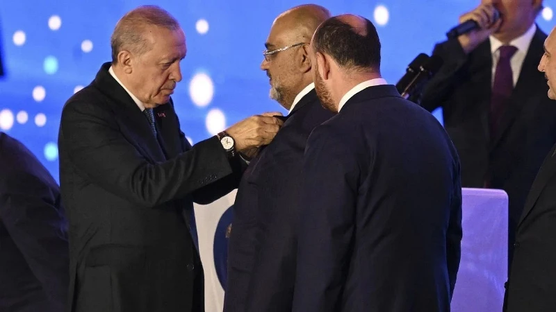 Ankara'da CHP'li bir ilçe belediye başkanının daha AK Parti'ye geçeceği