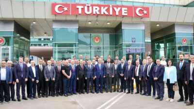 Ticaret Bakanı Bolat, Sarp Gümrük Kapısı'nın Asya ülkeleri için stratejik