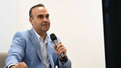 Sanayi ve Teknoloji Bakanı Mehmet Fatih Kacır, yapay zeka okuryazarlığını