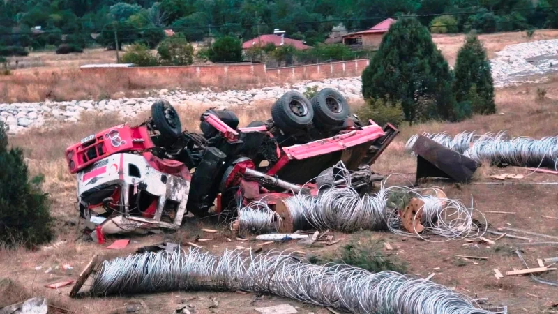 Sinop'un Boyabat ilçesinde devrilen vinç sonucu 1 kişi yaşamını yitirdi,