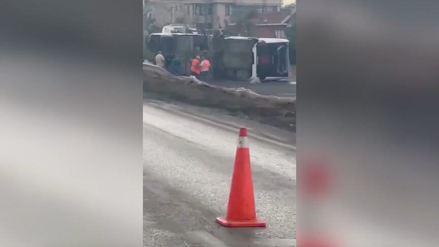 Büyükçekmece'de meydana gelen kazada 15 kişi yaralandı. Yaralılar hastanelere kaldırıldı,