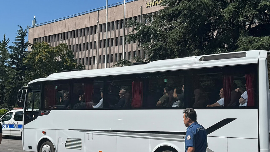 Alihan Kuriş'in suç örgütüne yönelik yapılan operasyonda gözaltına alınan 10