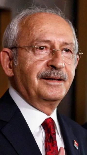 Kemal Kılıçdaroğlu, Ekrem İmamoğlu'nun adaylık ofisini kapatarak, CHP içinde önemli