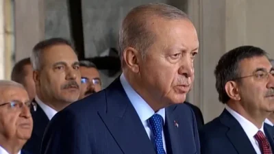 Cumhurbaşkanı Erdoğan, 30 Ağustos Zafer Bayramı'nda Anıtkabir'i ziyaret edip, özel
