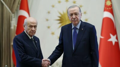 Cumhurbaşkanı Erdoğan, MHP Genel Başkanı Bahçeli ile bir araya gelerek