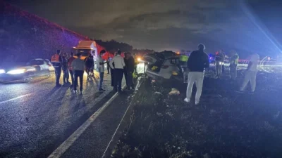 Erzincan'da bir yolcu otobüsü ile SUV tipi aracın çarpışması sonucu