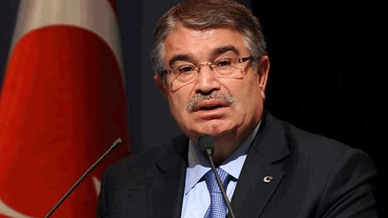 İdris Naim Şahin, çakarlı araçların kötüye kullanımı nedeniyle ifade vermeye