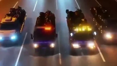 İstanbul'da yapılan trafik denetiminde, 58 motosikletli sürücüye ağır cezalar verildi.