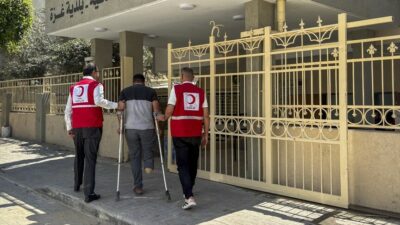 Gazze'deki savaş koşulları nedeniyle uzuv kaybı yaşayanlara Türk Kızılay tarafından