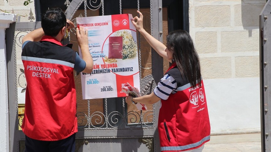 Siirt'te, gençlerin evlenmesi için başlatılan destek projesi köy köy gezilerek