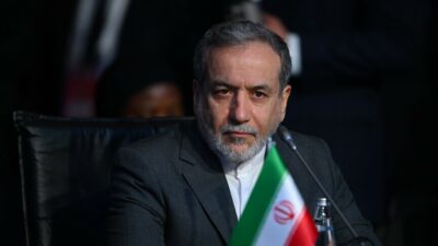 İran Dışişleri Bakanı Erakçi, ABD'nin yeni ekonomik yaptırımlarının da önceki