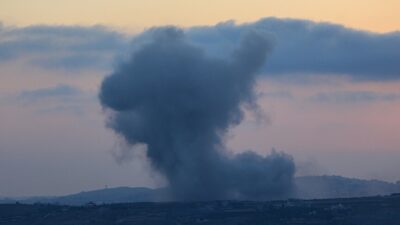 İsrail ordusu, Lübnan'ın güneyinde hava saldırılarına devam ediyor. Saldırılarda ölü