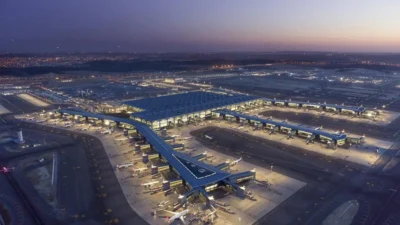 İstanbul Havalimanı, 16 Ağustos'ta 1739 uçuş ve 290 bin 287