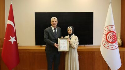 Merve Özçelik, e-ticaret alanında devrim niteliğinde bir adım atarak A.TR