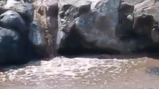 Kars'ta etkili olan sağanak yağış, aniden bastırarak sel felaketine neden