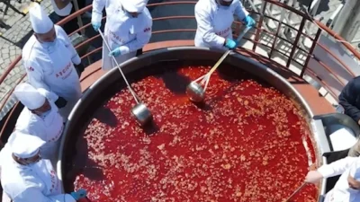 Kelkit Şeker Fasulyesi, yapılan etkinlikte 6 bin 840 litre pişirilerek