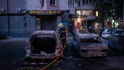Kiev Belediye Başkanı Vitaliy Kliçko, kentin balistik füze saldırısı altında