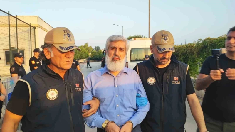 Kuytulcular yapılanmasına yönelik yürütülen soruşturma kapsamında, sosyal medya sorumlusunun evinde