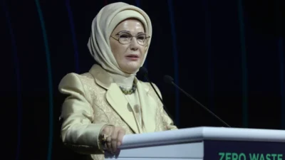 Emine Erdoğan, Mevlit Kandili'nde kardeşlik, merhamet ve hoşgörü mesajı vererek