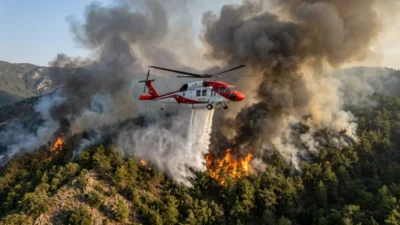 Fethiye'de meydana gelen orman yangınında, yerli T-70 helikopteri 'Nefes', alevlere