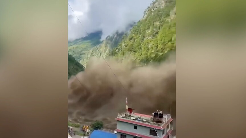 Nepal'deki sel felaketi sonucunda 7 kişi hayatını kaybetti, 25 kişi