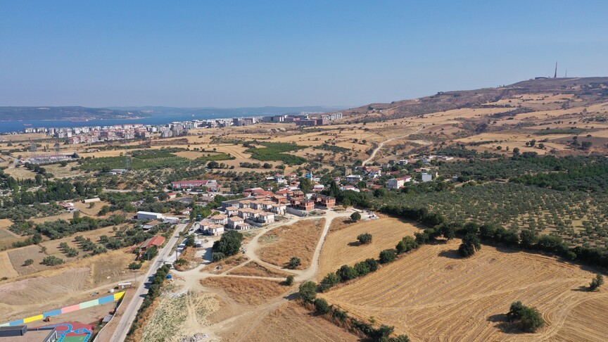 Uzmanlar, orman yangınlarını önlemek için kuru ot temizliğinin önemine dikkat