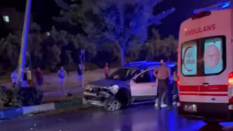 Osmaniye'de meydana gelen zincirleme trafik kazasında dört kişi yaralandı. Olayla