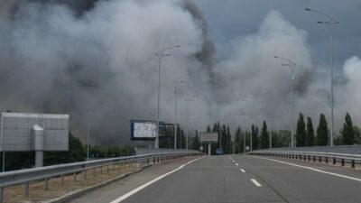 Rusya, Ukrayna'daki askeri lojistik merkezlerini hedef alarak önemli hava saldırıları