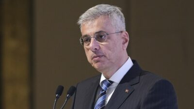 Sağlık Bakanı Kemal Memişoğlu, Türkiye genelinde sağlık yatırımlarının artarak devam