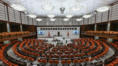TBMM, şehit aileleri ve gazilere yönelik önemli düzenlemeleri onayladı. Aylık