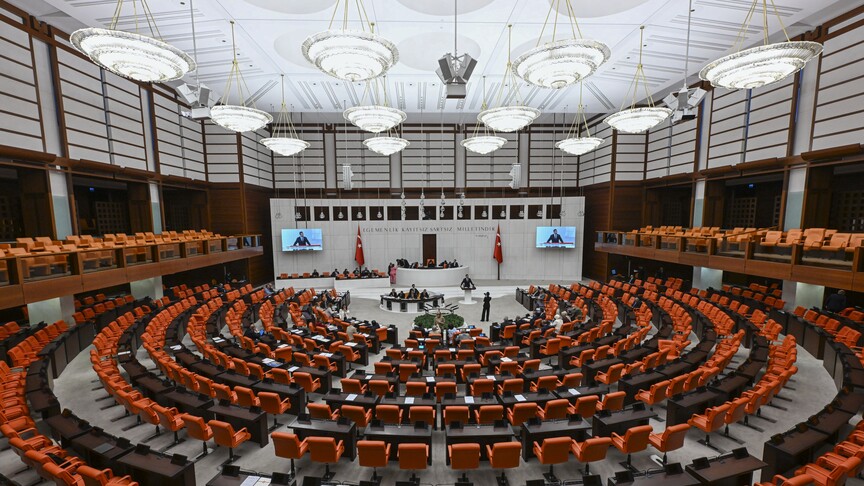 TBMM, şehit aileleri ve gazilere yönelik önemli düzenlemeleri onayladı. Aylık