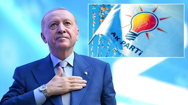 CHP'den istifa eden iki belediye başkanının AK Parti'ye katılımı, siyasi
