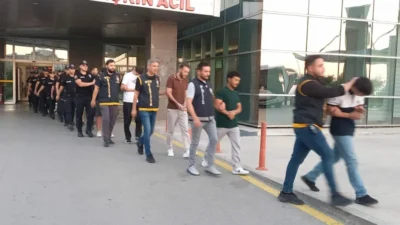Manisa'da düzenlenen operasyonda, suç örgütü ile bağlantılı 39 şüpheli adliyeye