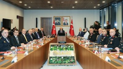 TBMM Başkanı Kurtulmuş ve Bakan Çiftçi, terörle mücadele sürecine dair