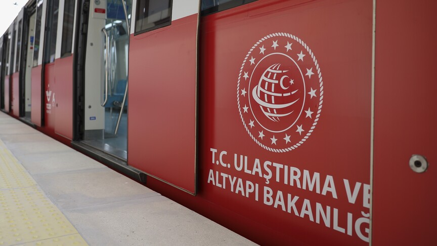 Trabzon'da kent içi ulaşımı kolaylaştıracak raylı sistem hattının temeli, 1