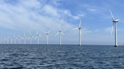 Türkiye, denizüstü rüzgar enerjisi alanında önemli adımlar atmaya hazırlanıyor. 2027'nin