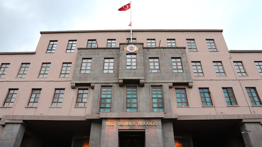 Yalova'da bir F-16 uçağı eğitim uçuşu sırasında kaza kırıma uğradı.