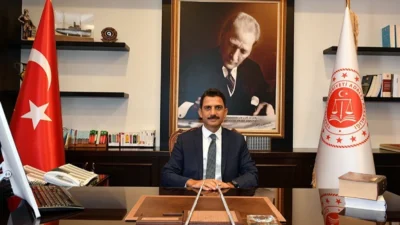 Adalet Bakanlığı, uzun süren davalardaki gecikmeleri gidermek için Alo Adalet