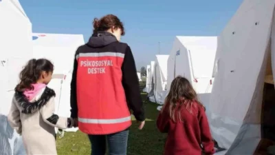 Aile ve Sosyal Hizmetler Bakanlığı, afetlerden etkilenen 26 binden fazla