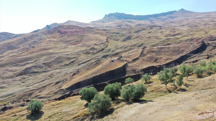 Ağrı'da Nuh'un Gemisi ile ilgili yapılan bilimsel araştırmalar, uluslararası belgesellere